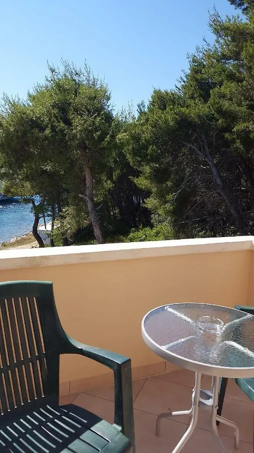 Pansion Kaleb Bed and Breakfast Brbinj