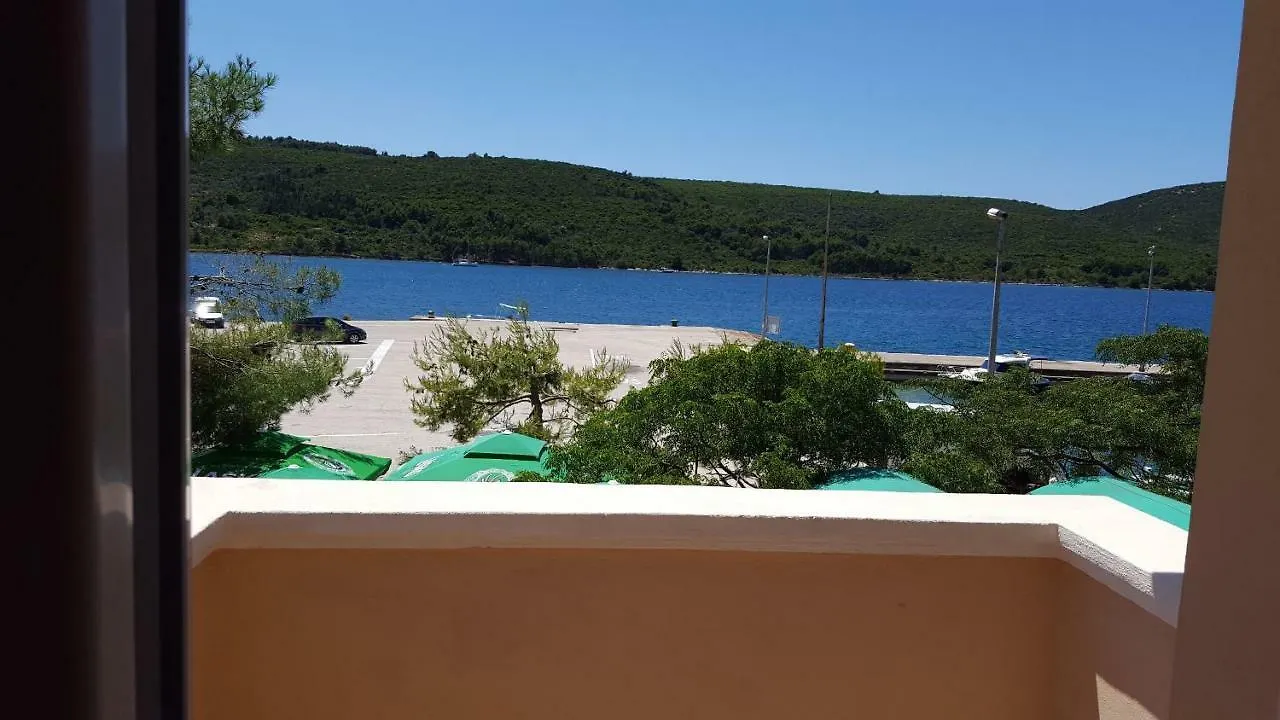 Brbinj Pansion Kaleb Bed & Breakfast クロアチア